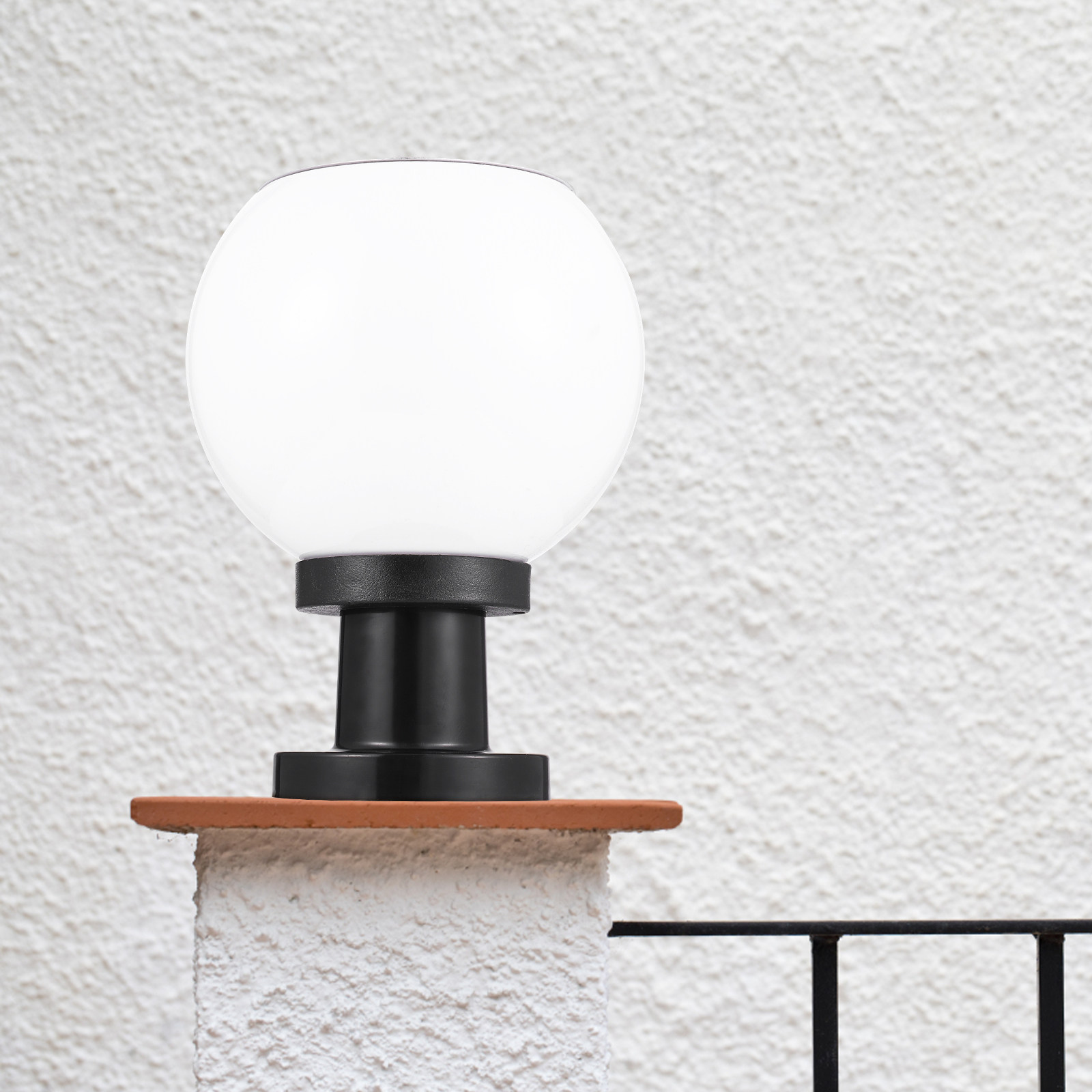 Round LED Solar Wall Pillar La - Outdoor Power Lights 评论和价格